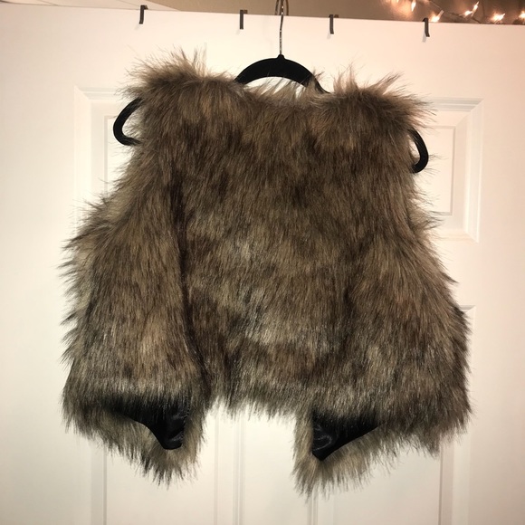 Faux Fur Vest (never worn) - Picture 2 of 2
